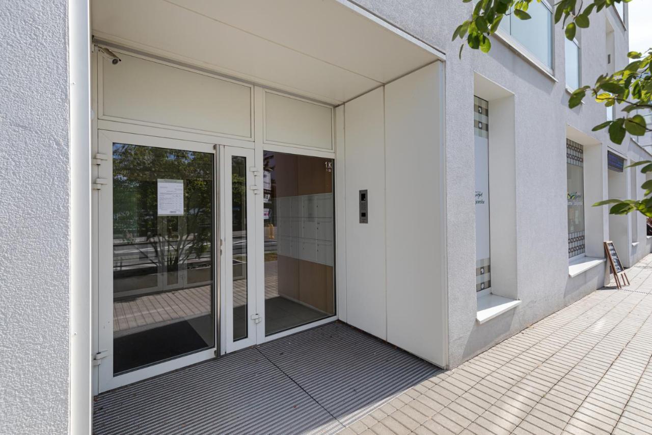 Rent Like Home - Bobrowiecka 10 Warsawa Bagian luar foto